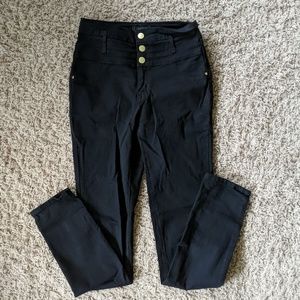 High wasted black pants